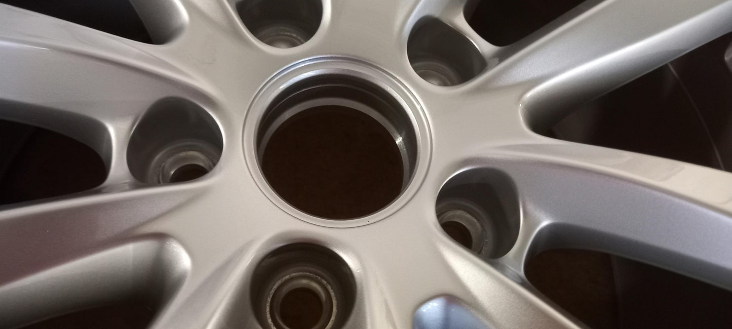 Original OE Volkswagen Felge 3AA601025AD8Z8