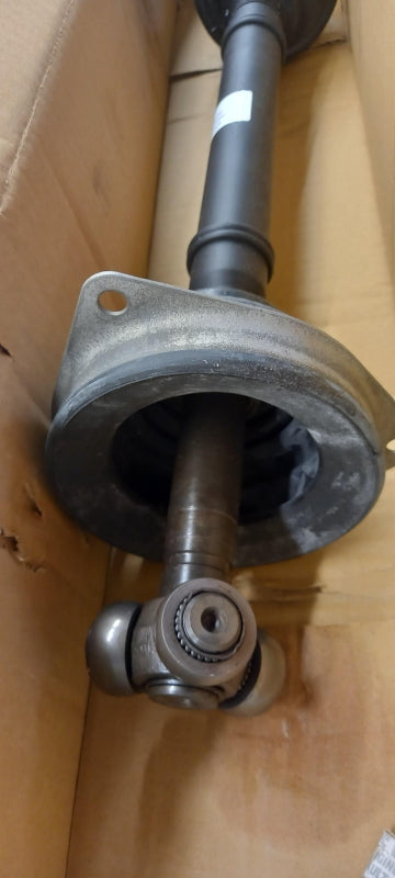 Original OE RENAULT Antriebswelle 8201235895