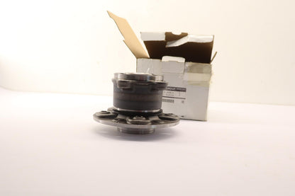 Original OE NISSAN Radnabe 432026UA1A
