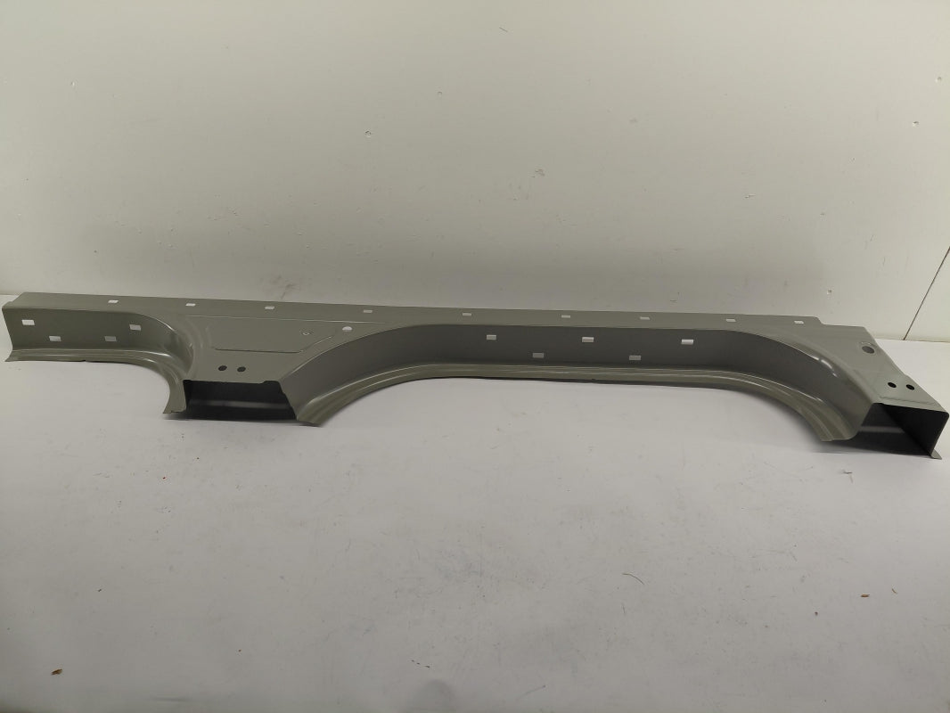 Original OE HYUNDAI/KIA Schweller 713122YD00