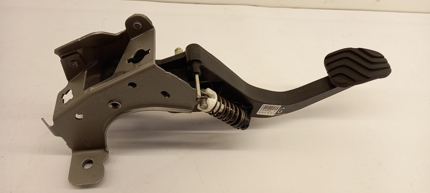 Original OE RENAULT Kupplungspedal 465038803R