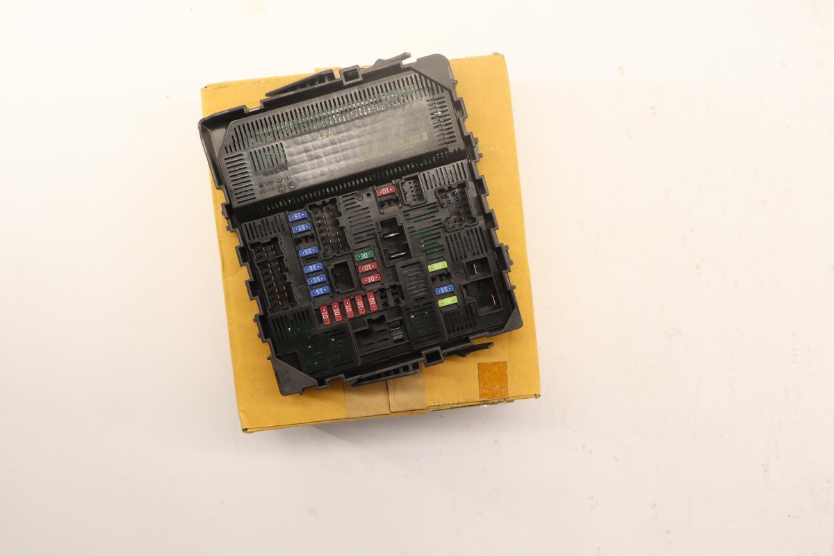 Original OE NISSAN Sicherungskasten 284B64JA1B