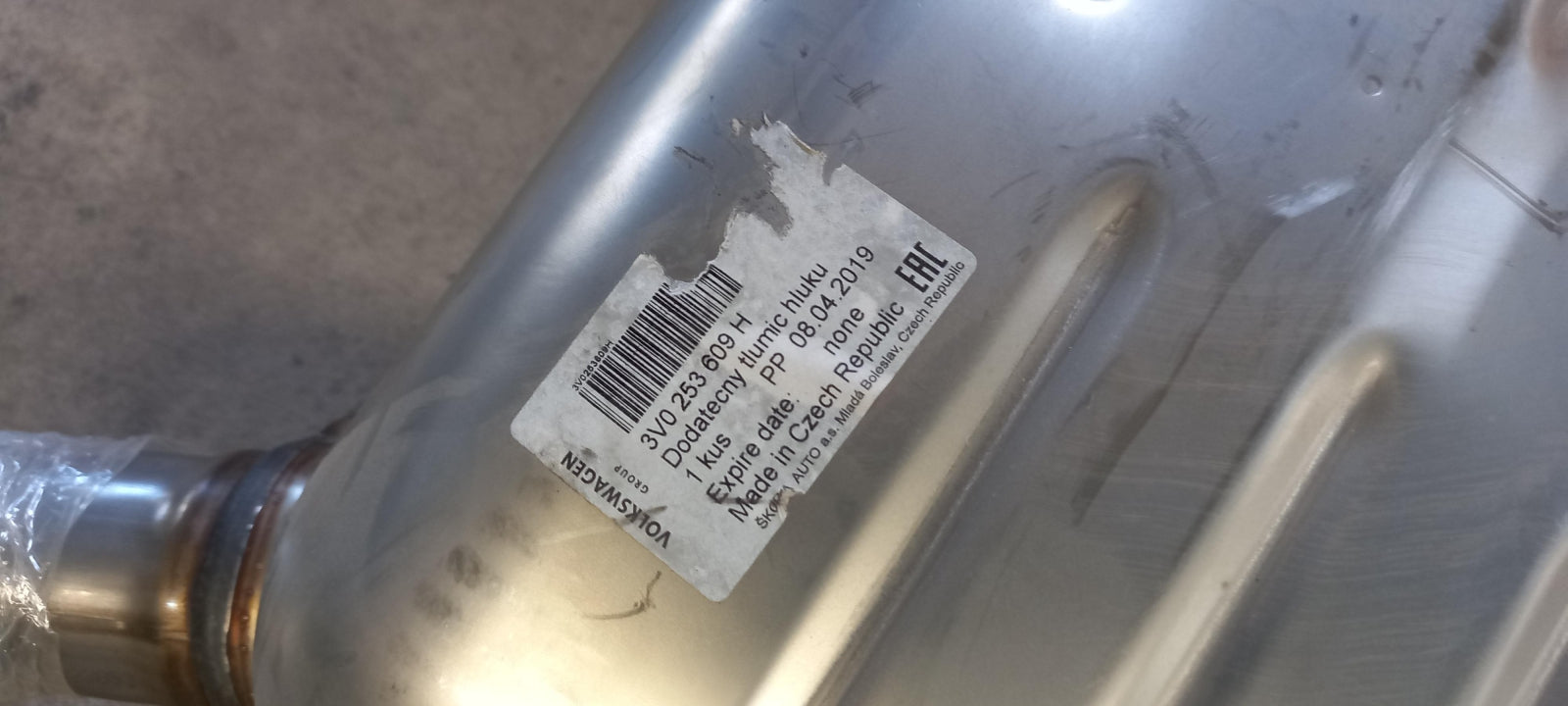 Original OE Volkswagen Abgasanlage Schalldämpfer 3V0253609H