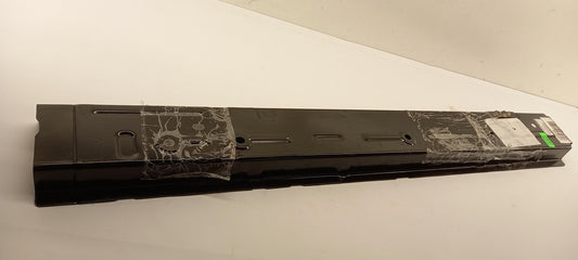 Original OE NISSAN Seitenverstärkung G64503NLMA