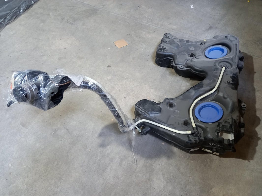 Original VW Passat B8 SKODA Superb 3V Treibstofftank 3Q0201055AP