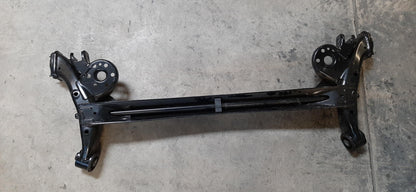 Original OE HYUNDAI/KIA Achsträger 551001Y200