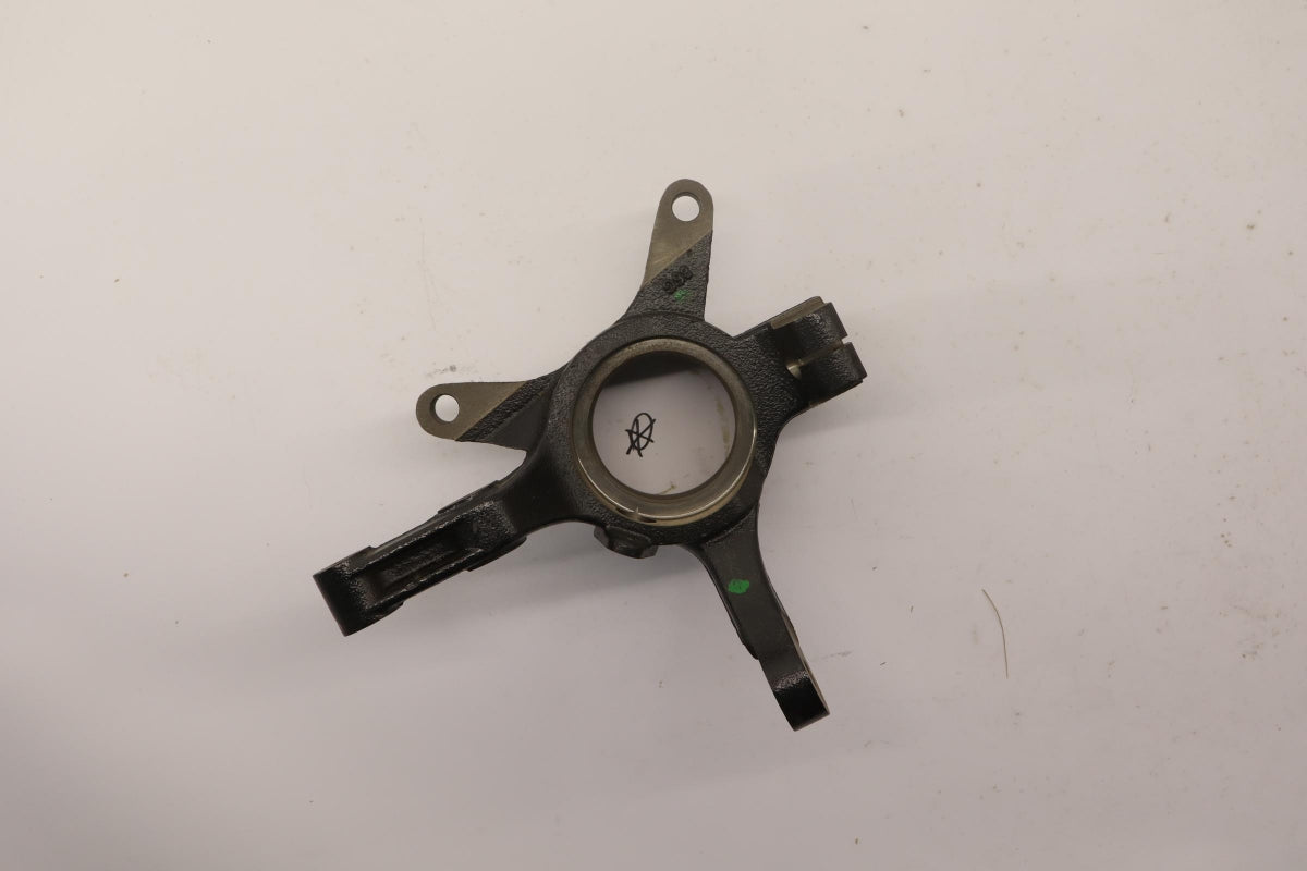 Original OE SUZUKI Achsschenkel 4515186G50000