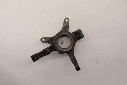 Original OE SUZUKI Achsschenkel 4515186G50000