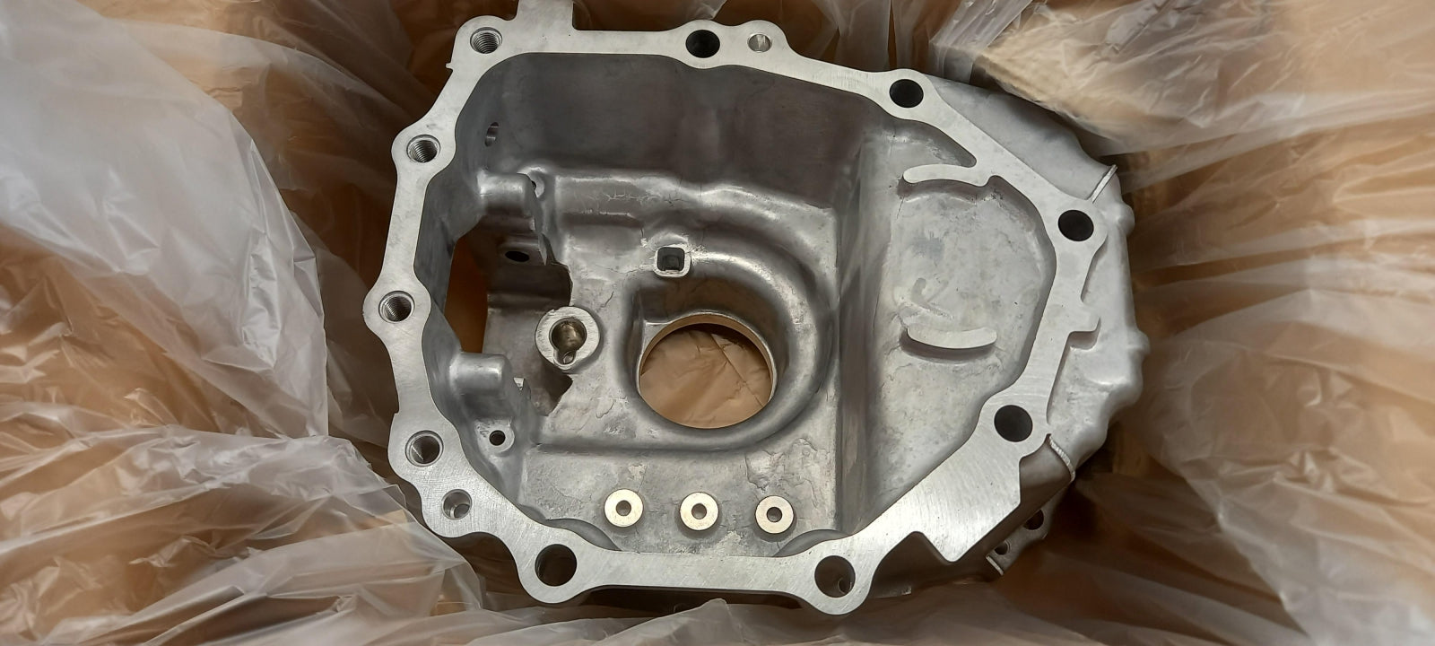 Original SUZUKI Grand Vitara II 1.9 DDiS Schaltgetriebe Gehäuse 2477167J00000