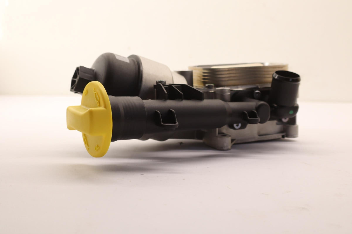 Original SUZUKI Swift 3/4 Ignis 2 Wagon R+ 1.3 DDiS Ölfilter 1651085E01000