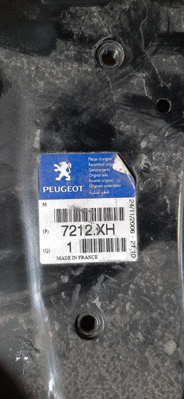 Original OE Peugeot Längsholm 7212XH