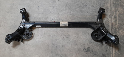 Original OE HYUNDAI/KIA Achsträger 551001Y200