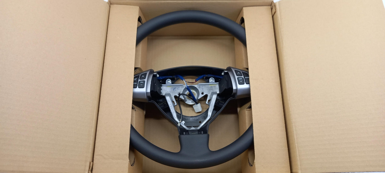 Original OE SUZUKI Lenkrad 4811062J20BWL