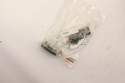 Original OE SUZUKI Türschloss 8253081A12
