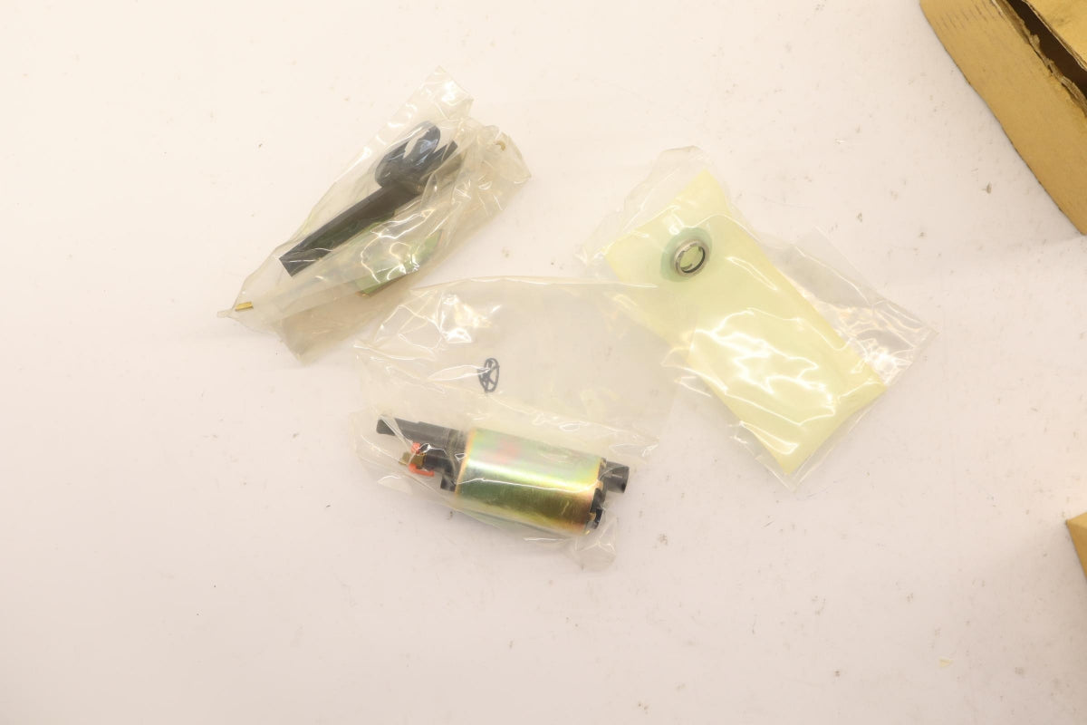 Original OE SUZUKI Kraftstoffpumpe 1511060BT0000