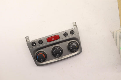 Original OE FIAT Heizungsbetätigung 735337775