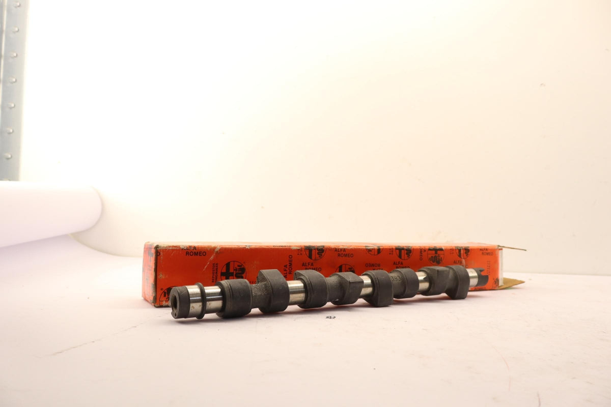 Original OE FIAT Nockenwelle 60813911