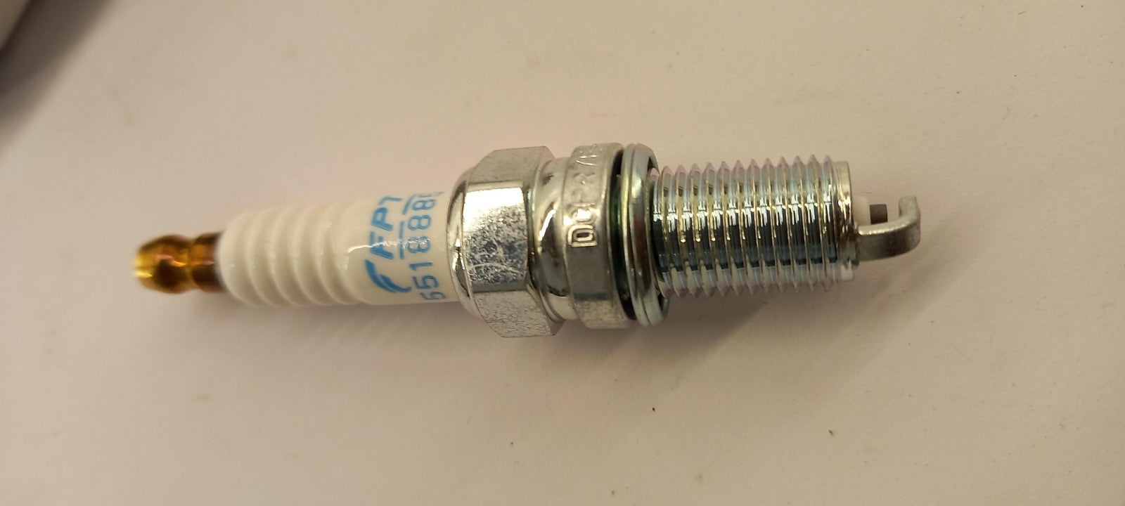 Original OE FIAT Zündkerze 55188857