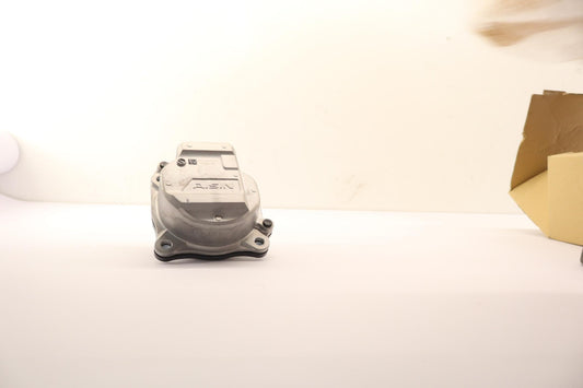 Original OE NISSAN Wasserpumpe 210106PD0A