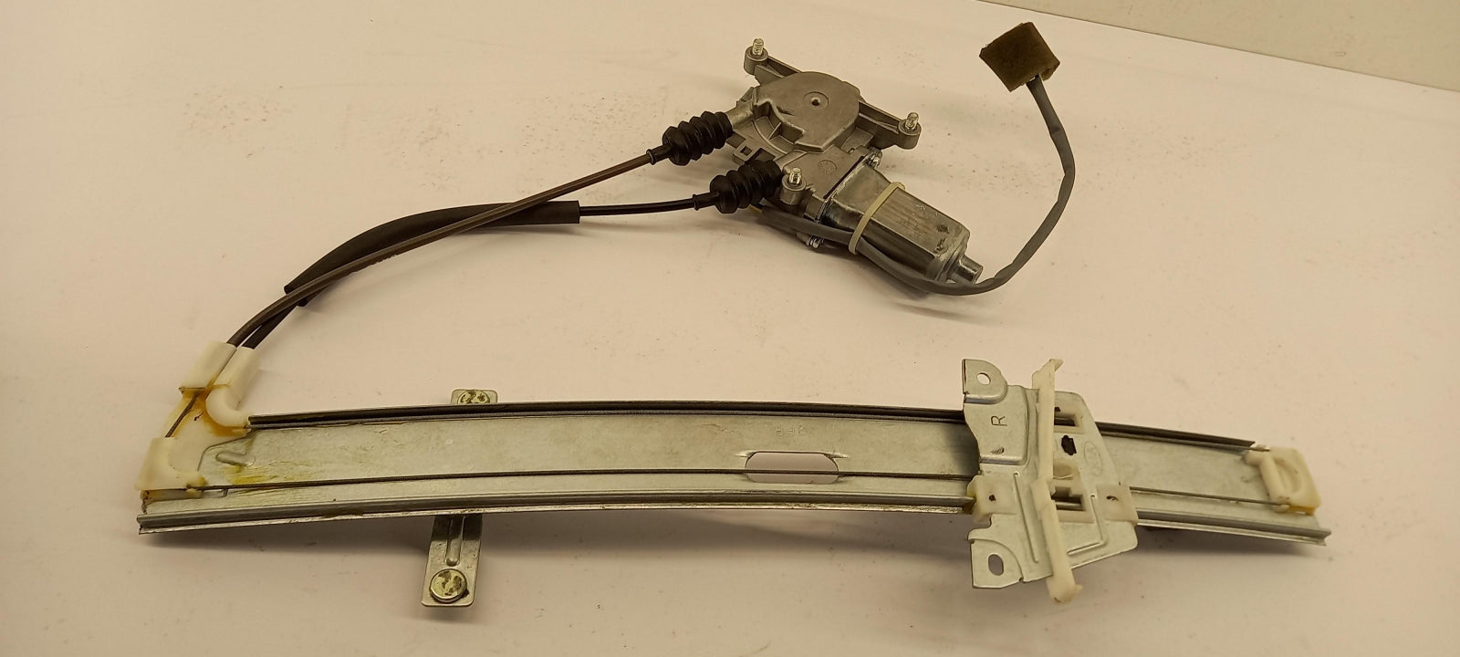 Original OE HYUNDAI/KIA Fensterheber 0K20358560