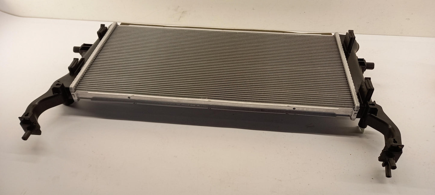 Original OE HYUNDAI/KIA Wasserkühler 25310M6400