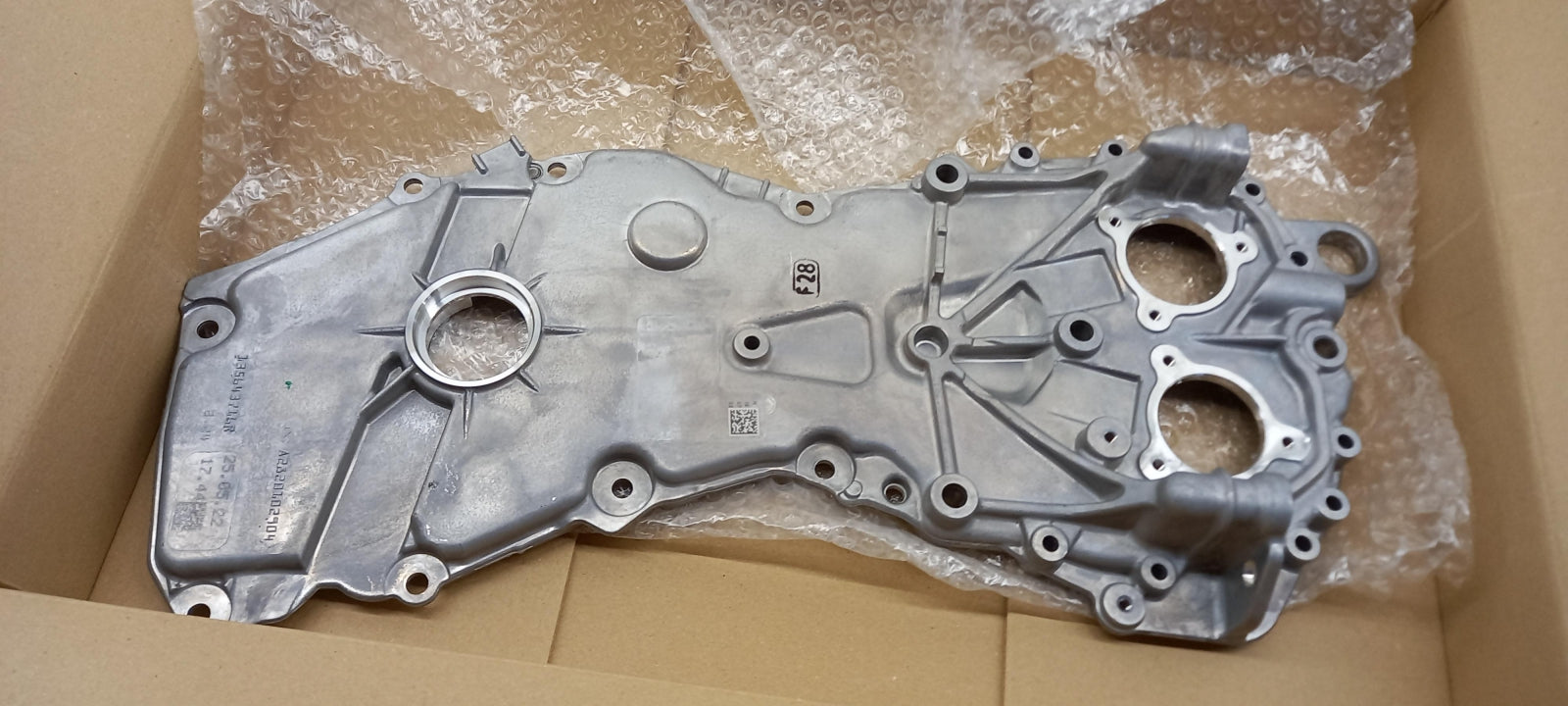 Original OE RENAULT Steuergehäuse Abdeckung 135643716R