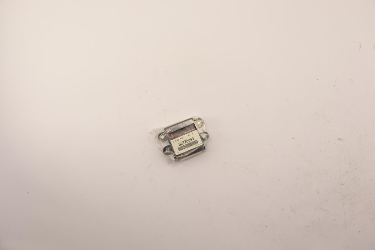 Original OE MITSUBISHI Steuergerät 8637B099