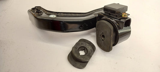 Original OE MITSUBISHI Motorlager MB581531