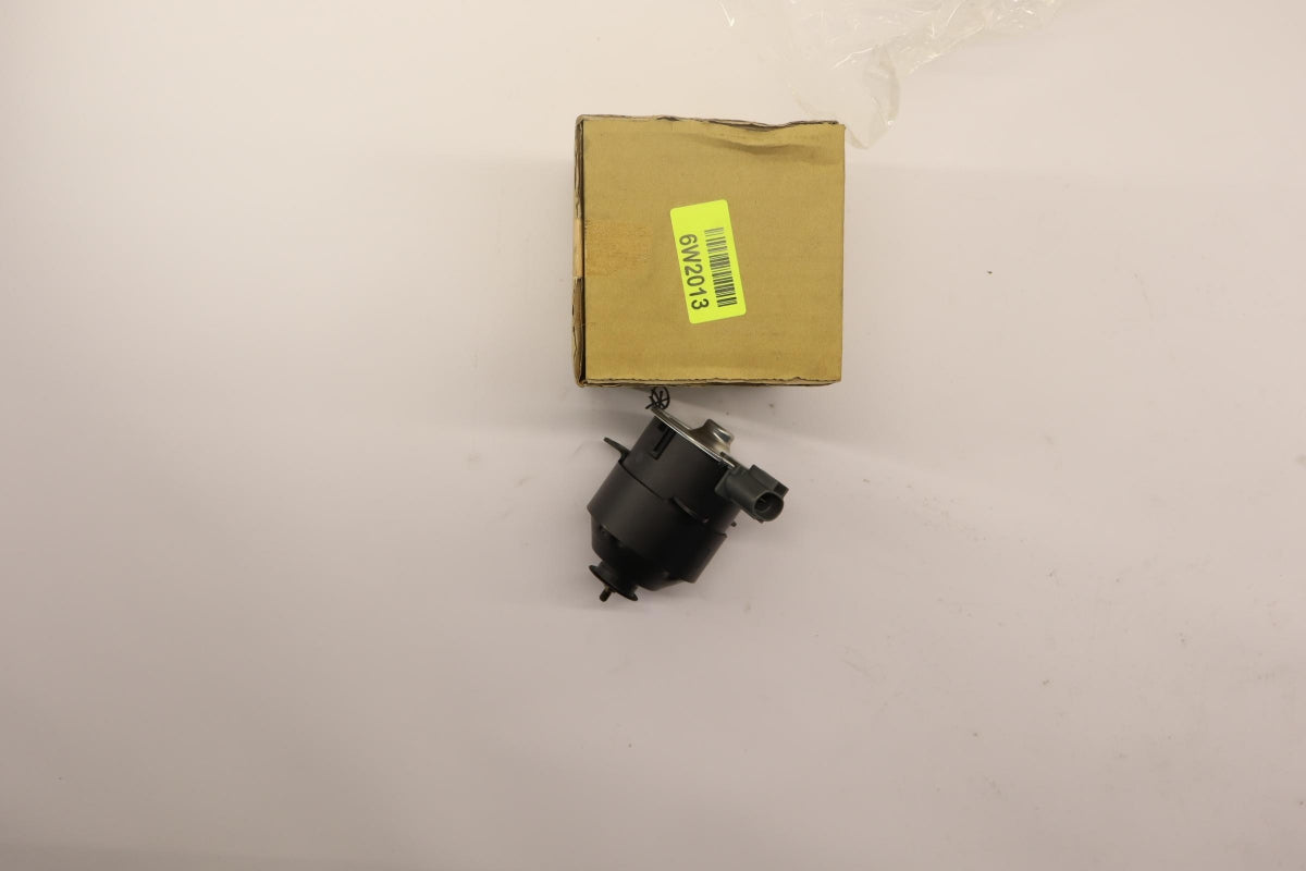 Original OE MITSUBISHI Kühlerlüfter Elektromotor 1355A208