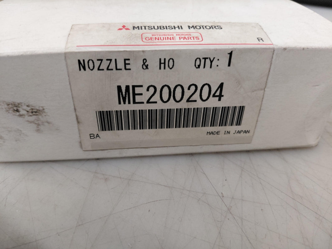 Original OE MITSUBISHI Injektor ME200204