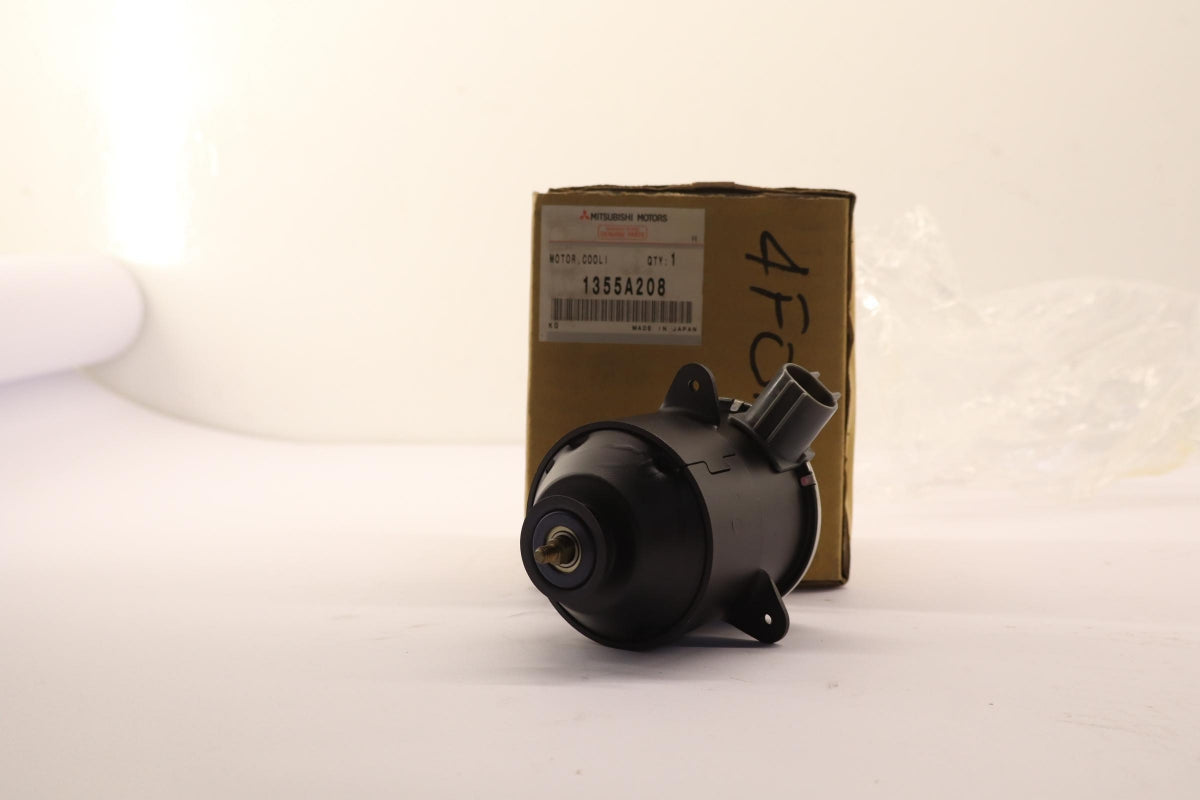 Original OE MITSUBISHI Kühlerlüfter Elektromotor 1355A208