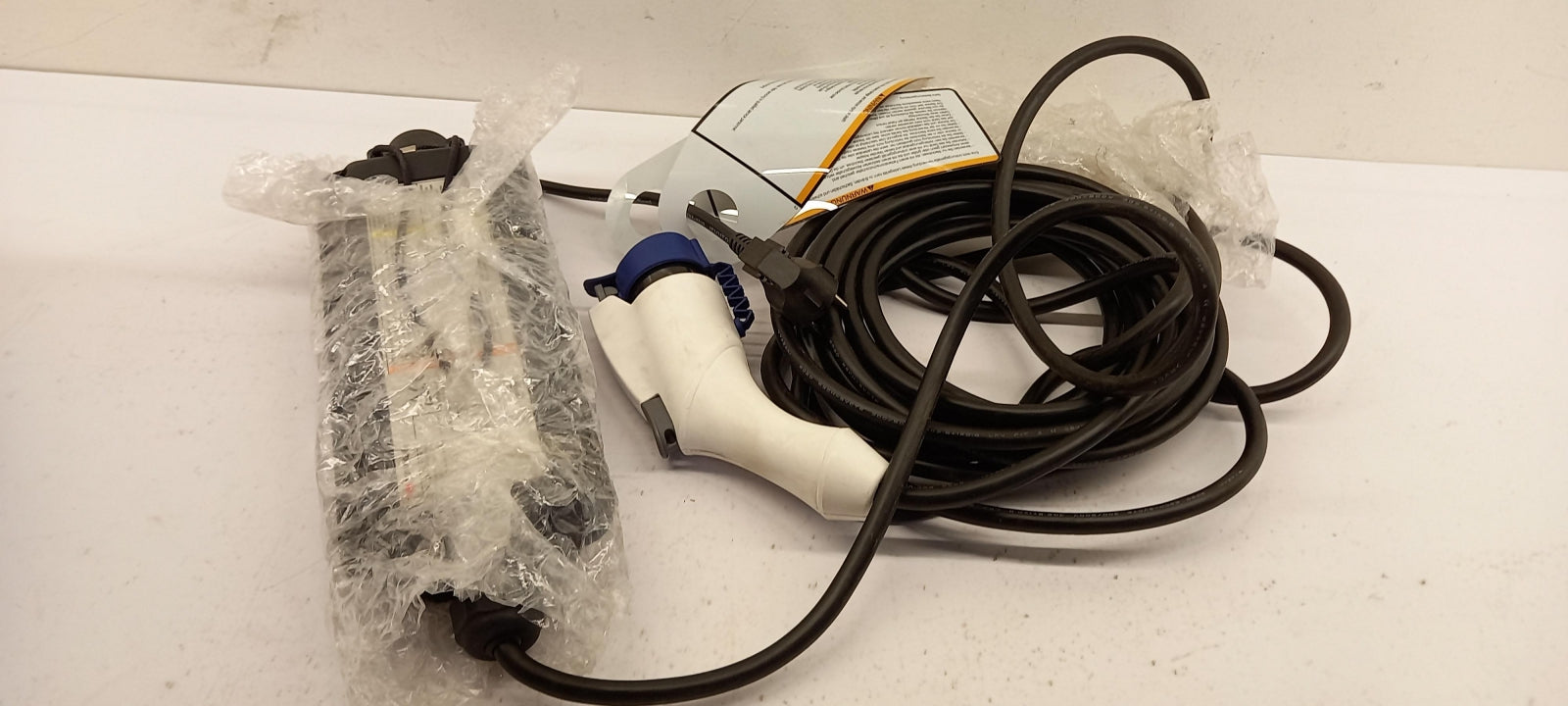 Original OE MITSUBISHI Batterieladegerät 9482A335