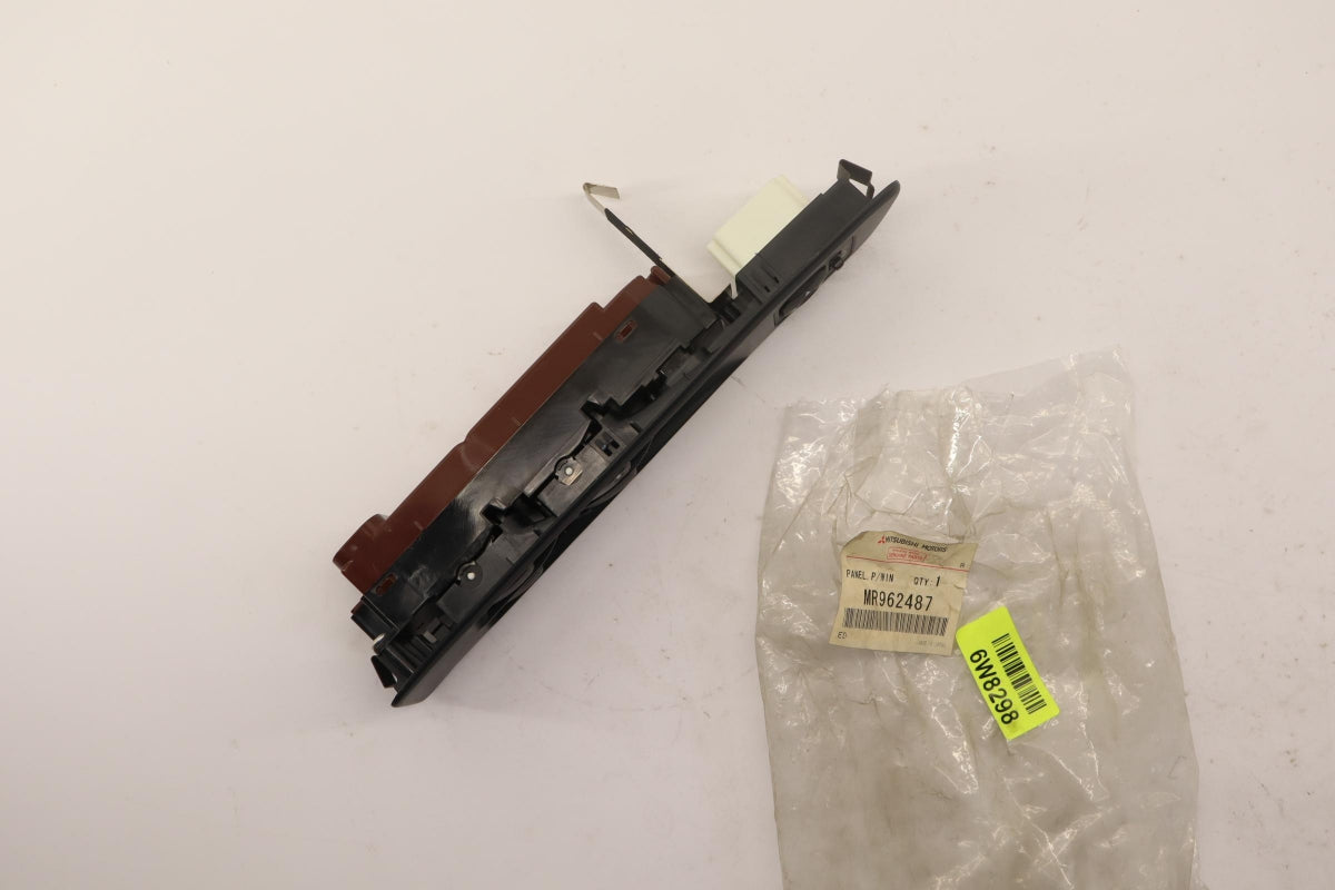 Original OE MITSUBISHI Fensterheberschalter MR962487