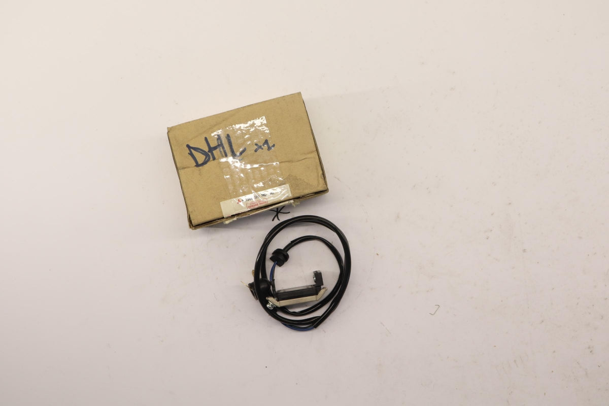 Original OE MITSUBISHI Sensor MD604601