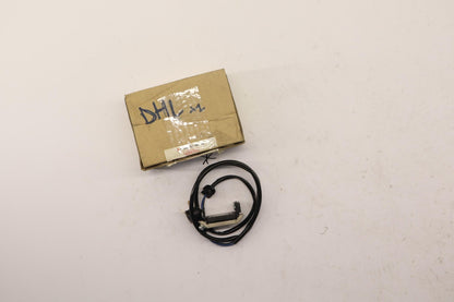 Original OE MITSUBISHI Sensor MD604601