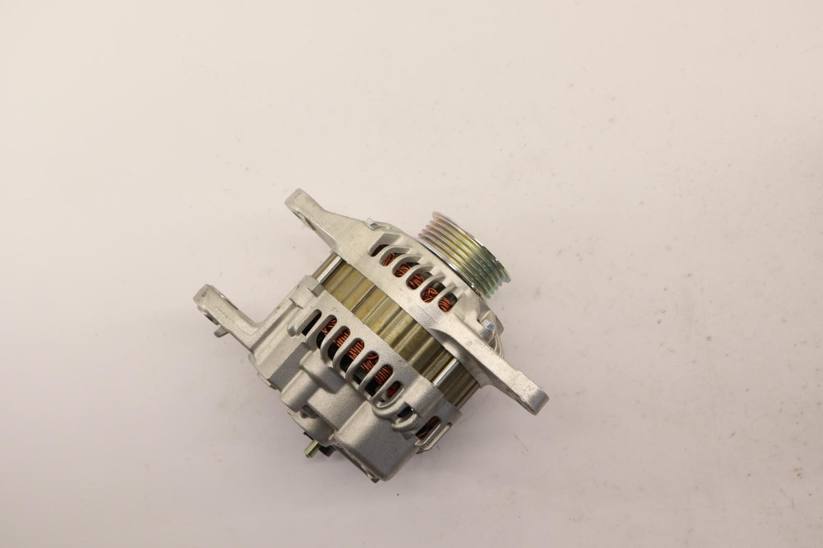 Original OE MITSUBISHI Lichtmaschine MN183018