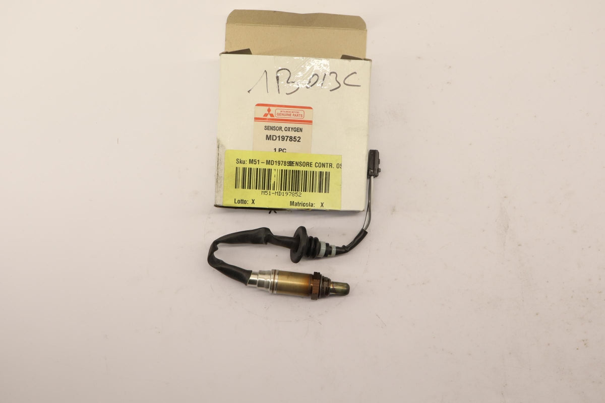 Original OE MITSUBISHI Lambdasonde MD197852