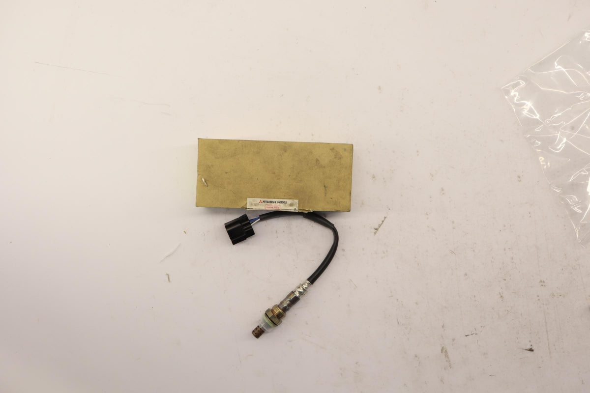 Original OE MITSUBISHI Lambdasonde MD300080
