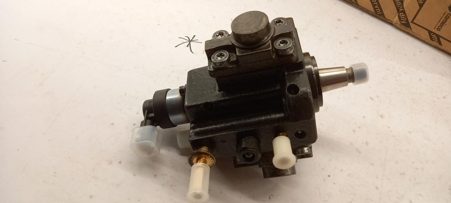 Original OE FIAT Einspritzpumpe 71795701