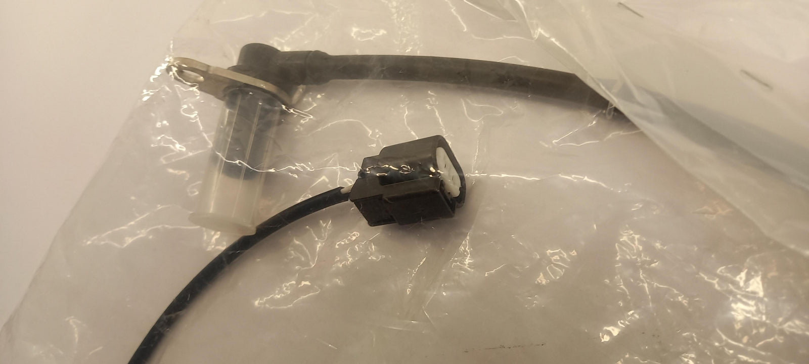 Original OE MITSUBISHI Raddrehzahl Sensor 4670A189