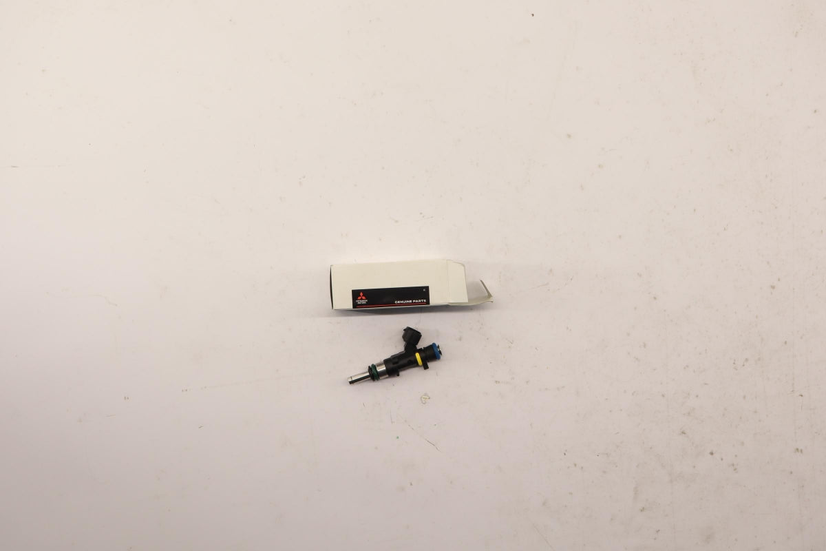 Original OE MITSUBISHI Injektor Düse 1465A412