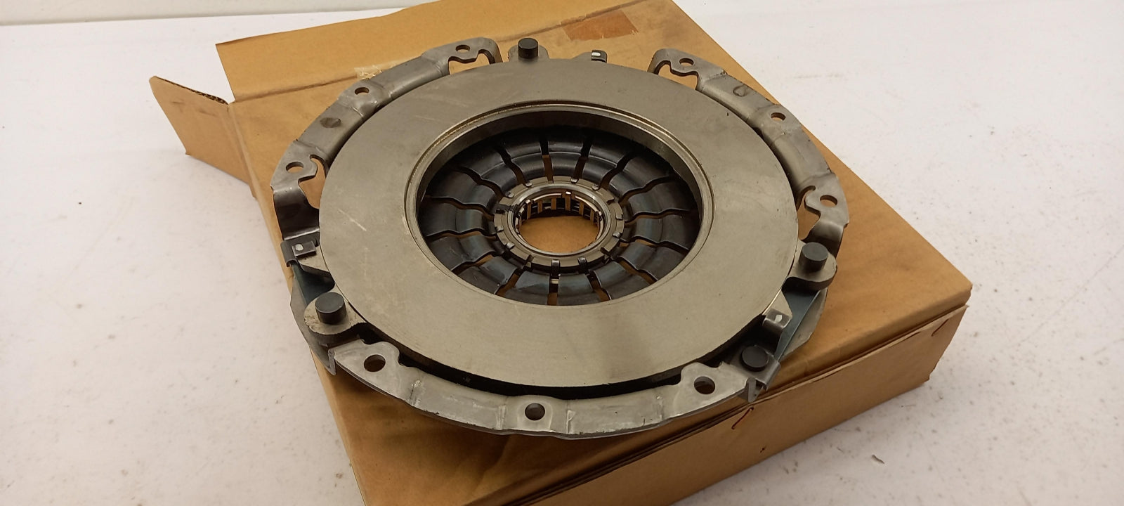 Original OE MITSUBISHI Kupplungsdruckplatte MR980484