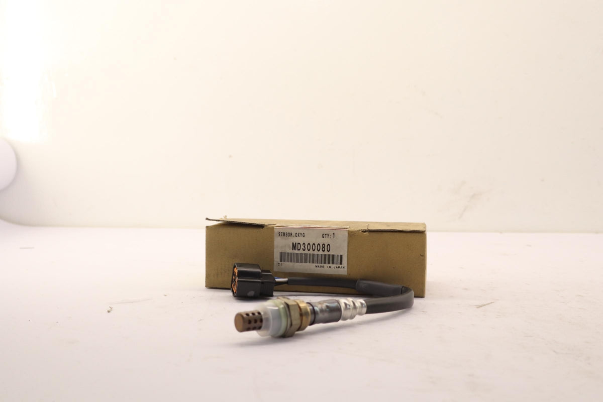 Original OE MITSUBISHI Lambdasonde MD300080