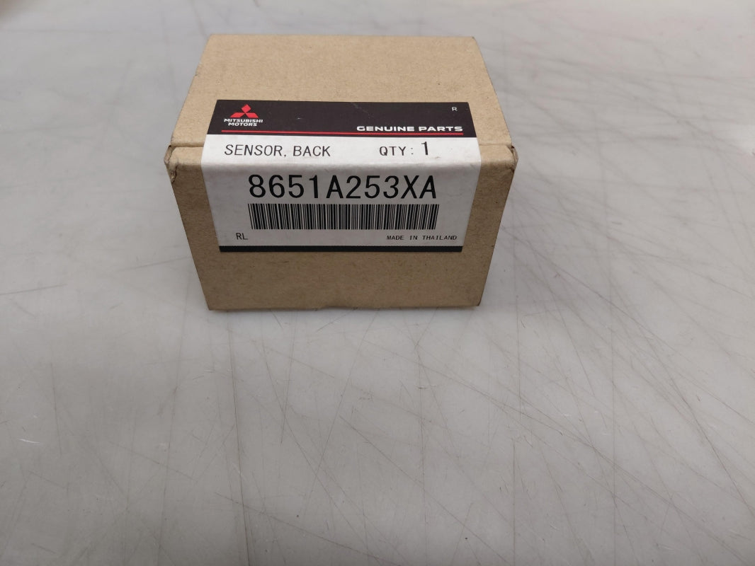 Original OE MITSUBISHI Parksensor 8651A253XA