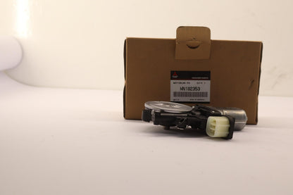 Original OE MITSUBISHI Fensterhebermotor MN182353