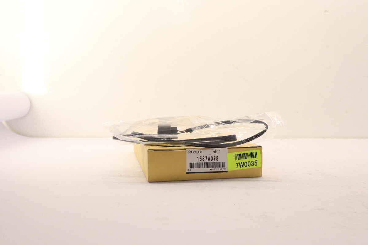 Original OE MITSUBISHI Abgastemperaturgeber 1587A078