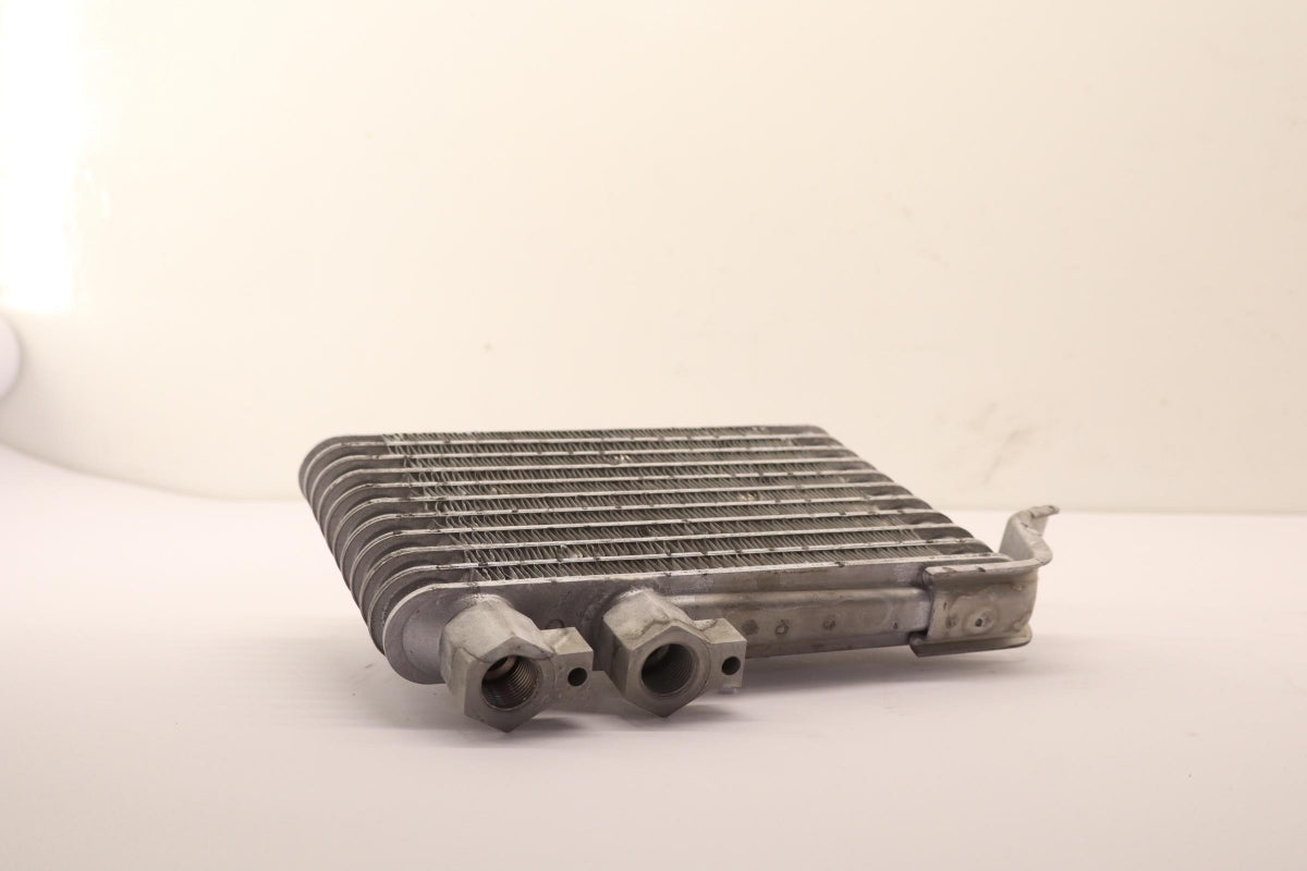 Original OE MITSUBISHI Motorölkühler MB924940