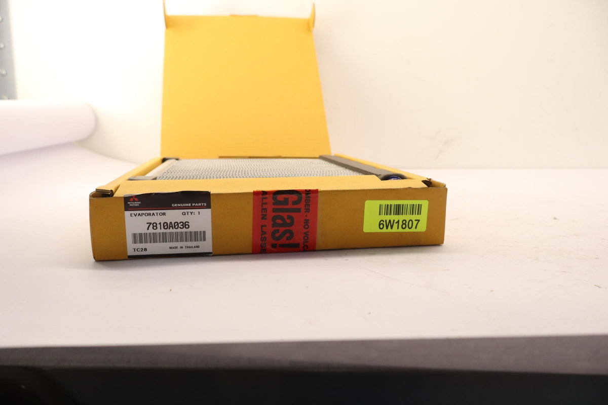 Original OE MITSUBISHI Klimaverdampfer 7810A036