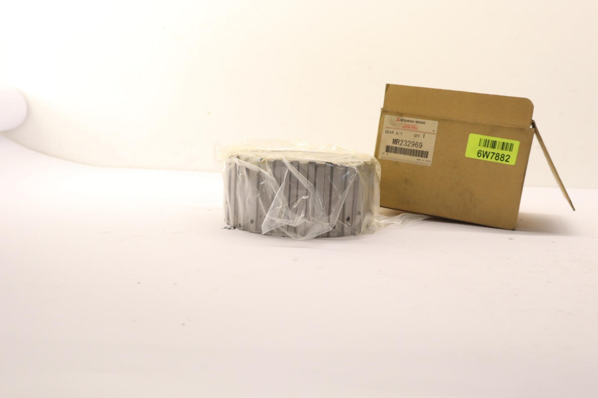 Original OE MITSUBISHI Getriebe Zahnrad MR232969