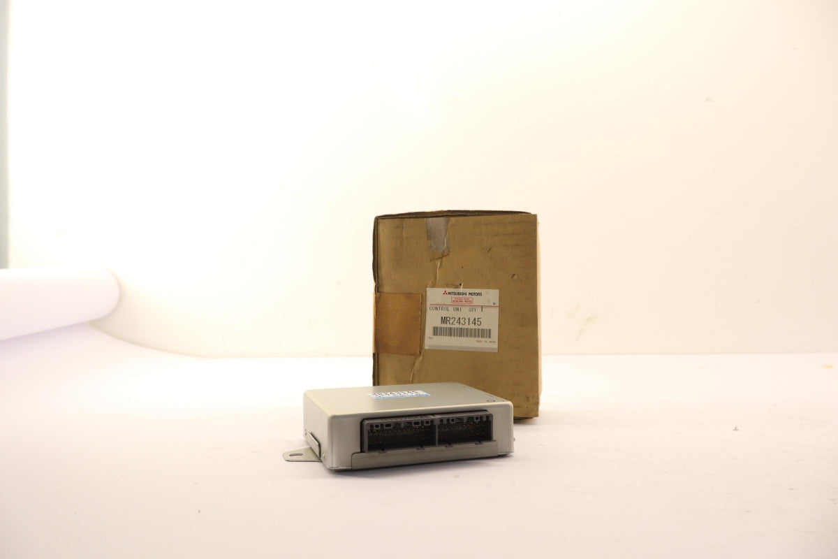 Original OE MITSUBISHI Bremssystem Steuergerät MR243145